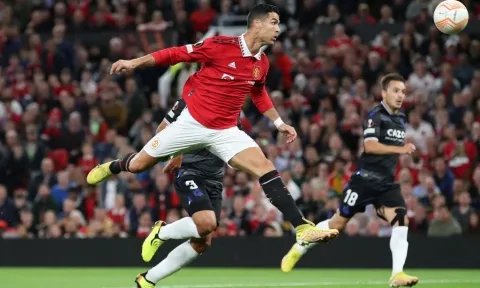 Video bàn thắng MU vs Real Sociedad: Phòng ngự đỉnh cao, VAR gây tranh cãi