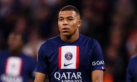 'Phó chủ tịch' Mbappe lại gây thất vọng vì hành vi 'xấu tính' trên sân