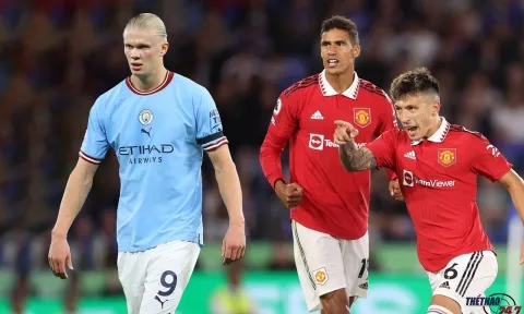 Đối trọng của Haaland tại MU tuyên bố 'cứng' trước trận gặp Man City