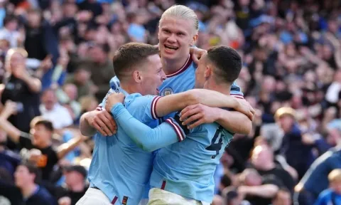 Haaland 'đốn tim' triệu fan Man City nhờ cử chỉ ra dáng 'thủ lĩnh'