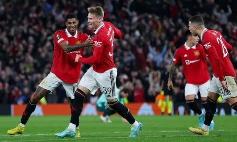 CĐV MU chỉ trích thậm tệ một cầu thủ đội nhà sau trận thắng nhọc Omonia