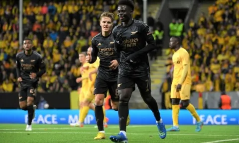 Đã hay còn hên, Arsenal hạ đẹp Bodo Glimt, tiếp tục toàn thắng tại C2