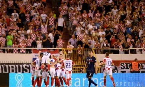 Trọng tài bẻ còi, Pháp đánh rơi chiến thắng đáng tiếc trước Croatia