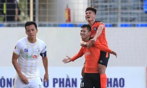 Hà Nội FC thua cay đắng trước Đà Nẵng trong ngày Duy Mạnh trở lại