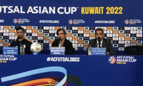 HLV futsal Iran: 'Tôi không ngờ có thể thắng đậm Việt Nam'