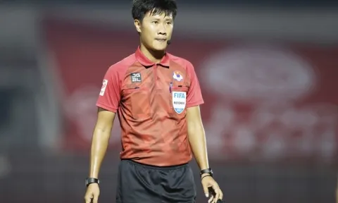 Thêm trọng tài FIFA mắc sai sót tại V-League 2022, đối diện án phạt nặng