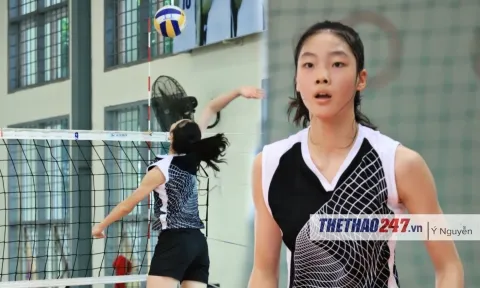 Tài năng bóng chuyền nhí cao 1m85 bật đà 3m: Đập bóng không ai muốn đỡ