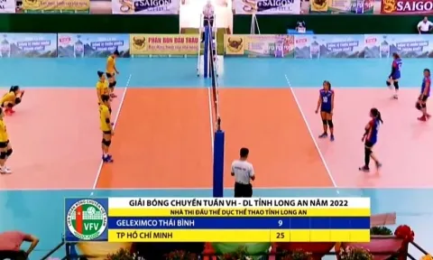 Đương kim VĐQG 2022 'thua muối mặt 9-25' trước đội bóng chuyền hạng A