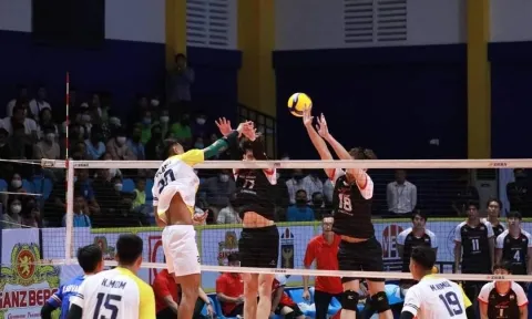 Ôm mộng lớn, bóng chuyền nam Campuchia 'suýt thua cay đắng' trên sân nhà