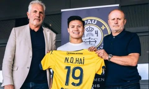 VIDEO: Màn ra mắt ấn tượng của Quang Hải tại Pau FC