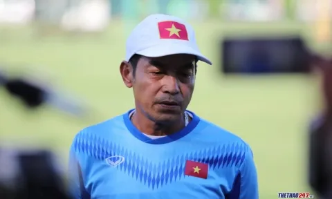VIDEO: HLV U19 Việt Nam lên tiếng về chỉ trích của Indonesia