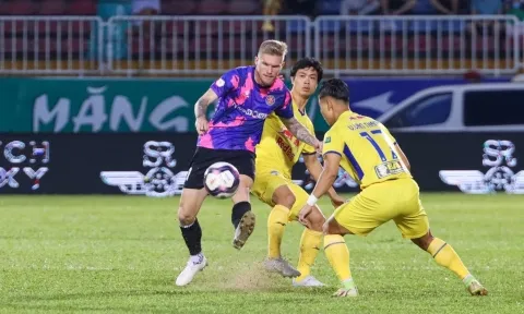 HAGL 'để lại hình ảnh không tốt' sau trận hòa nghiệt ngã