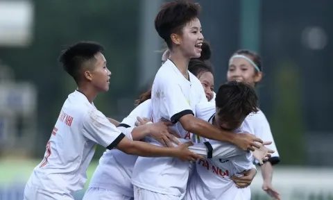 Giải U16 nữ VĐQG 2022: Hà Nội có chiến thắng đầu tiên