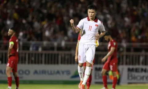 Tân binh ghi cú đúp, ĐT Việt Nam thắng trận đầu tiên sau 5 năm tại Thống Nhất