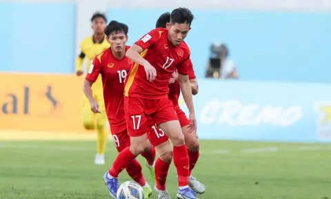 Gây ấn tượng tại châu Á, 'Quang Hải đệ nhị' chưa rõ cơ hội đá V-League