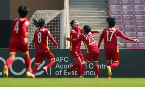 Tuyển thủ Việt Nam nhận 'quà đặc biệt' trước World Cup 2023
