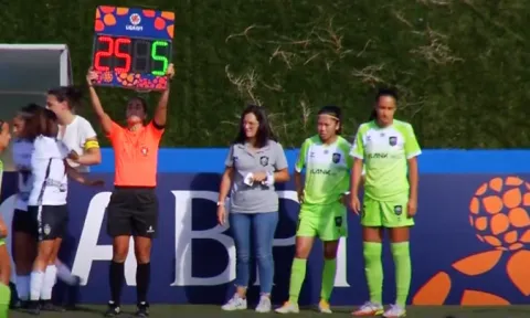 VIDEO: Siêu phẩm 'lá vàng rơi' giúp Lank FC thắng trận ra mắt Huỳnh Như