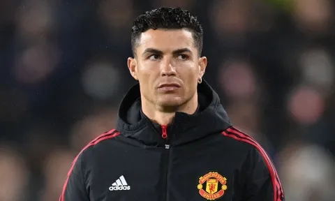 Chuyển nhượng MU 24/6: Ronaldo đến bến đỗ 'mới toanh', xong số áo cho De Jong