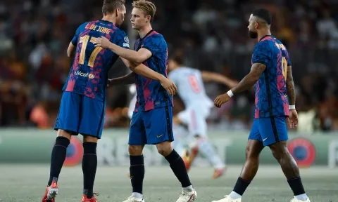 CHÍNH THỨC: De Jong chia tay Barcelona