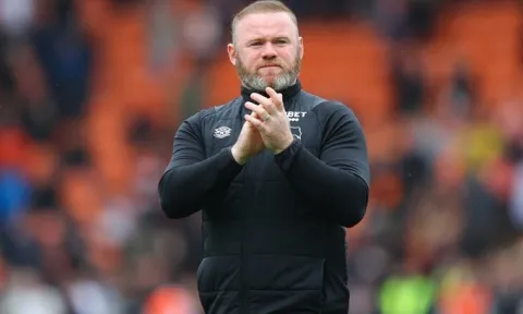 Tái xuất nghiệp cầm quân, Rooney trên đường trở lại 'bến xưa'