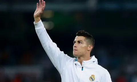 Chuyển nhượng MU 21/7: Ronaldo cập bến thành Madrid, 'sát thủ' nước Pháp đến OTF?
