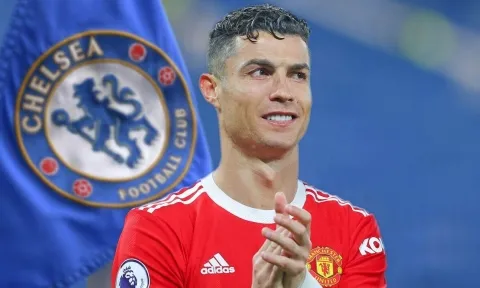 NÓNG: Không trở về Madrid, Ronaldo gia nhập 'ông lớn' nước Anh để đua vô địch?