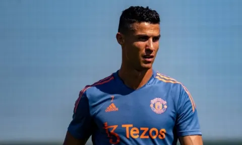 Tin nóng buổi tập mới nhất của MU: Ronaldo gây sốc, 'ngán ngẩm' Eriksen