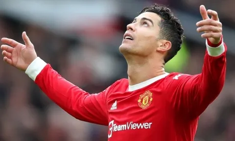 Chuyển nhượng MU 23/8: Chiêu mộ liền 2 'siêu tiền đạo', Ronaldo có bến đỗ cực lạ