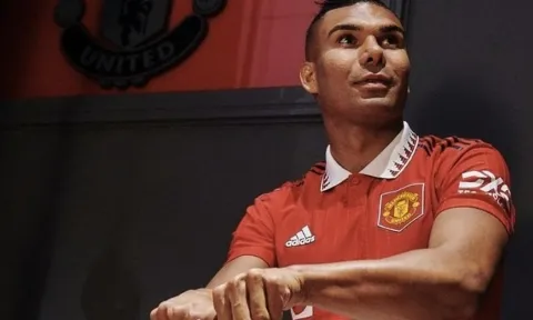 Casemiro sẽ mang về ánh hào quang cho 'người hùng thầm lặng' của MU