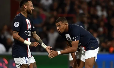 Neymar đã trưởng thành, cho Mbappe biết thế nào là 'quý ông lịch thiệp'