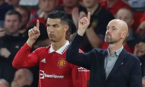 Erik ten Hag đích thân lên tiếng, chốt tương lai Ronaldo 'không ai tin nổi'