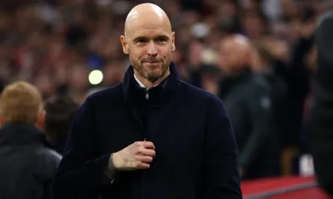Ten Hag 'gieo sầu' cho Man City trước thềm derby thành Manchester rực lửa