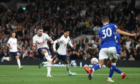 Son Heung-min 'tịt ngòi', Tottenham vẫn thắng thuyết phục Everton