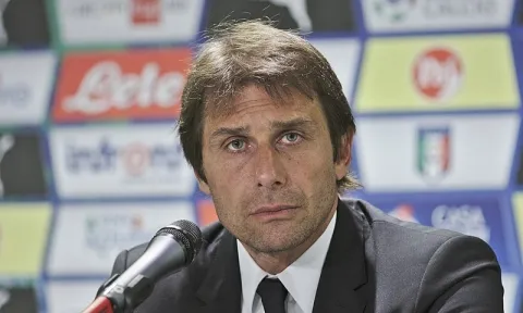 HLV Antonio Conte: 'Chúng tôi vẫn cần cải thiện bản thân'