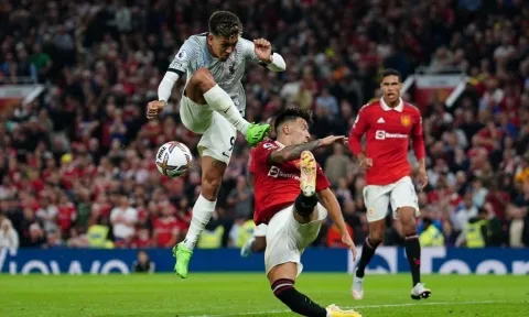 Chân dung cầu thủ hay nhất trận MU 2-1 Liverpool, Van Dijk biết thế nào là nghệ thuật phòng ngự