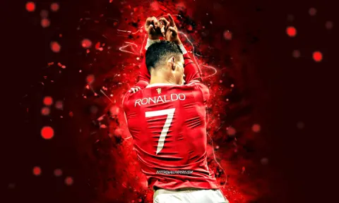 Ronaldo gửi thông điệp cực gắt, đập tan mọi tin đồn thất thiệt về tương lai tại MU
