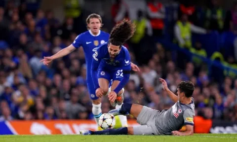 Bàng hoàng 2 trận 1 điểm, Chelsea nhận kỷ lục tồi tệ nhất thế kỷ tại Cúp C1
