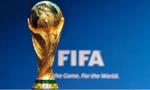 Bản quyền World Cup 2022: 1% cơ hội mua phút cuối, nguy cơ không được xem Messi-Ronaldo