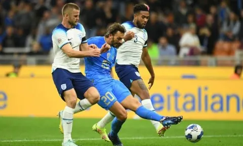 Video bàn thắng Anh vs Italia: Đừng xem thường người Ý, đừng chú ý người Anh