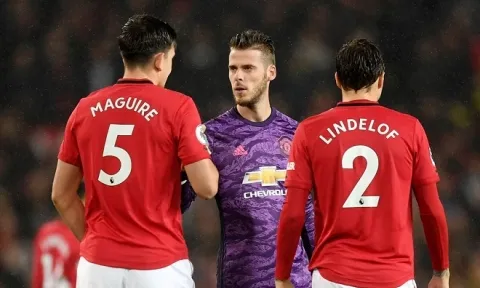 Tạm biệt 'bộ đôi ác mộng' Maguire-Lindelof, MU chốt 'quốc bảo' nước Ý