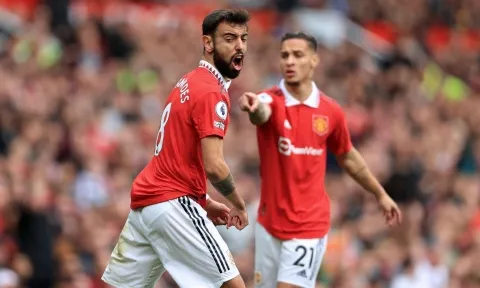 Tranh cãi nổ ra khi MU mất trắng quả penalty trước Newcastle?