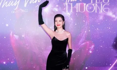 Á hậu Thúy Vân 'đá sân' sang làm ca sĩ với dự án MV 'Trái Tim Yêu Thương'