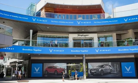 'Đột kích' 2 showroom mới mở vô cùng hoành tráng của Vinfast tại xứ sở cờ hoa