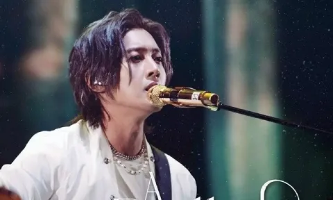 Kim Hyun Joong hạnh phúc báo tin vui lên chức bố sau 3 tháng kết hôn