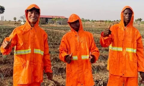 Quang Linh Vlogs nhận tin vui lớn hậu được dân mạng kết đôi với Hoa hậu Thùy Tiên