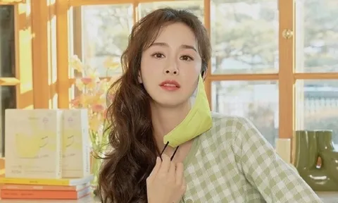 Nhan sắc U50 của Kim Tae Hee xứng danh 'tường thành nhan sắc'