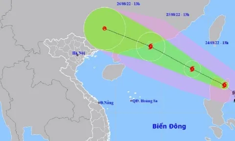 Bão Ma-on gây sóng to gió lớn dù chưa vào biển Đông, mạnh cấp 10 giật cấp 12