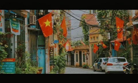 Chùm ảnh Hà Nội rực cờ đỏ sao vàng trước ngày Quốc khánh 2/9
