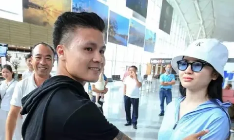 Quang Hải và bạn gái bịn rịn ở sân bay trước giờ lên đường sang Pháp