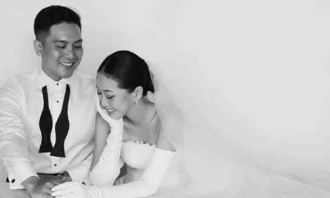 MC Liêu Hà Trinh chụp ảnh cưới màu đen trắng